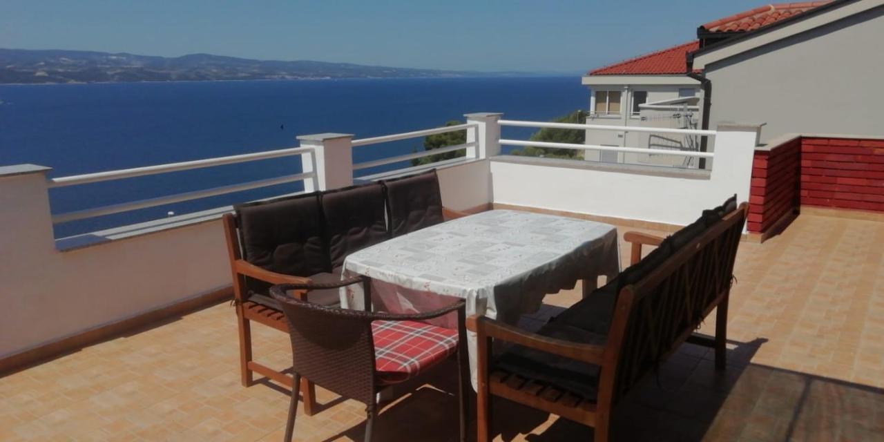 אומיס Apartment Kovacic מראה חיצוני תמונה